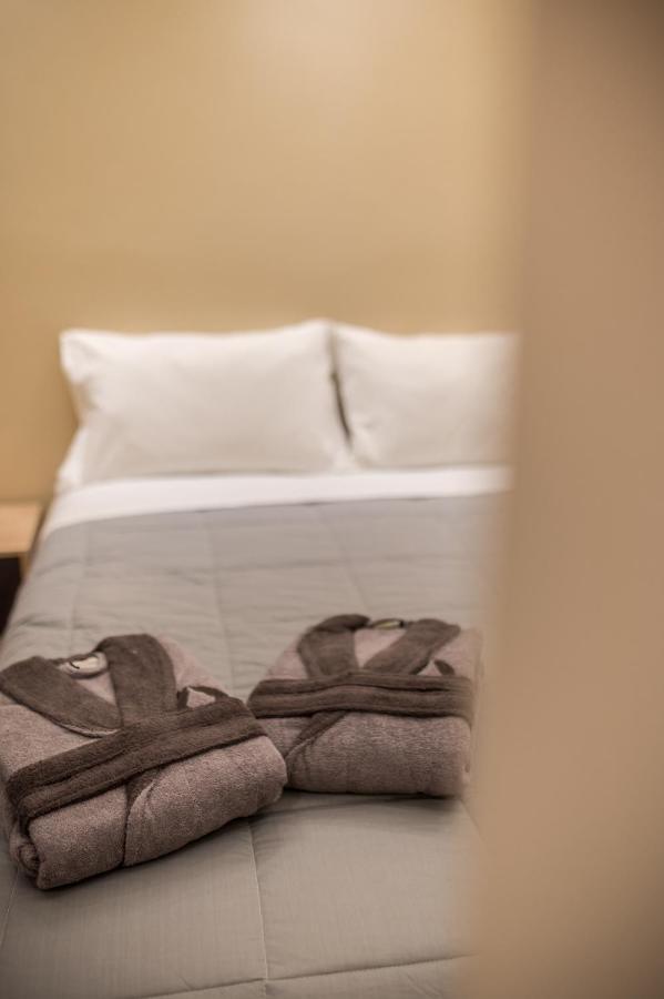 Seven Keys Luxury Suites Achilleion Экстерьер фото